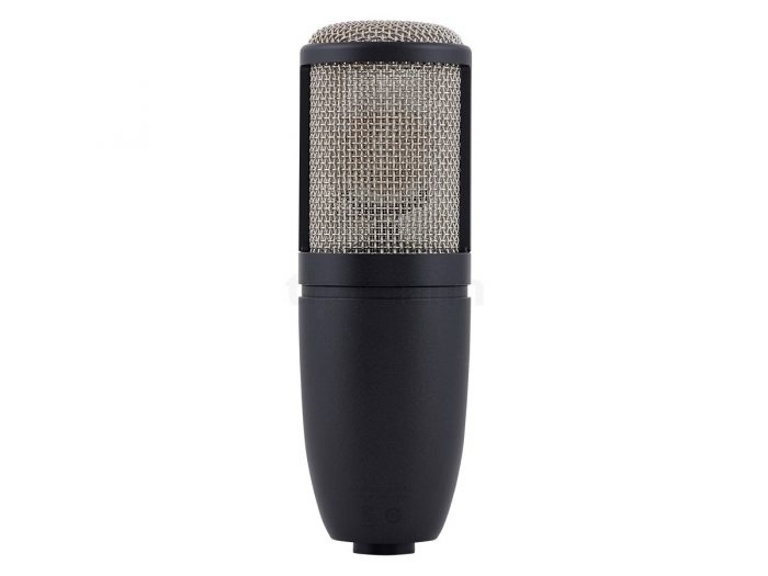 AKG P220 – Mikrofon pojemnościowy 9