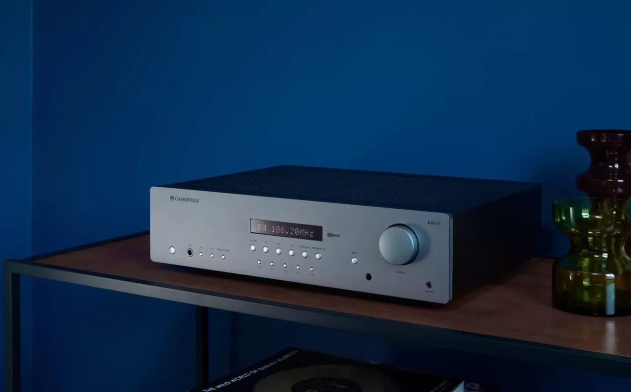 Cambridge Audio AXR100 – amplituner stereofoniczny 100W 2