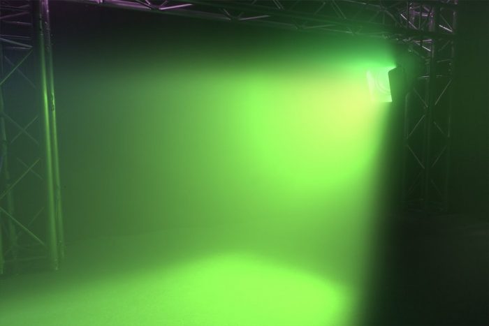 BeamZ – Reflektor teatralny ZOOM LED RGBW 200W BeamZ BTF200CZ 13