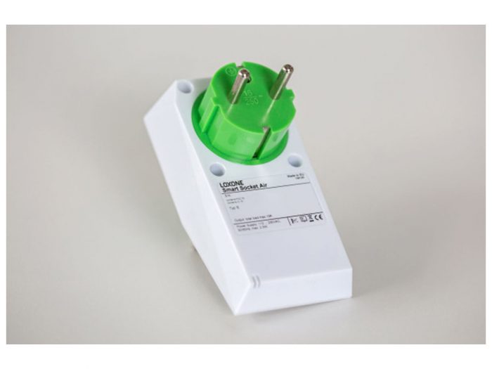 LOXONE Smart Socket Air Typ E – przełączane gniazdo wtykowe z pomiarem temperatury i zużycia energii 10