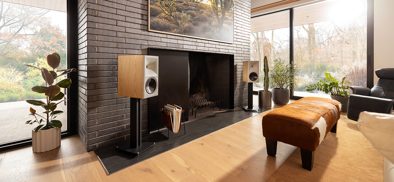 Klipsch The Fives II - lifestyle_0004_Klipsch-Nines_II-Life_02-RO(1) Klipsch The Fives II